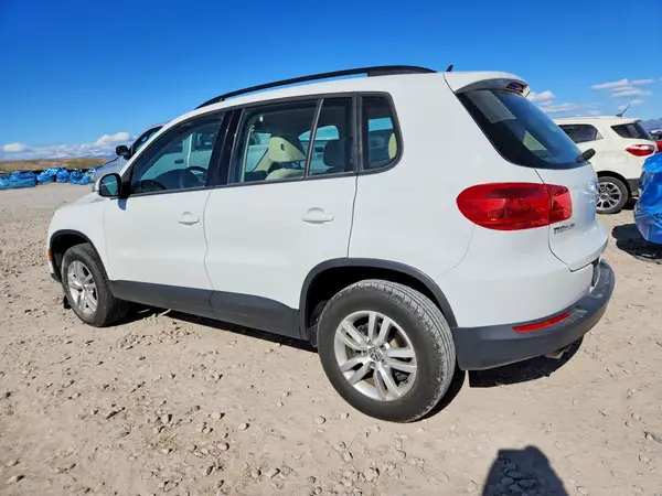 WVGBV7AX6GW593915 2016 VOLKSWAGEN TIGUAN - Image 2