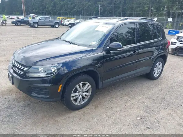 WVGBV7AX6GW598158 2016 VOLKSWAGEN TIGUAN - Image 2