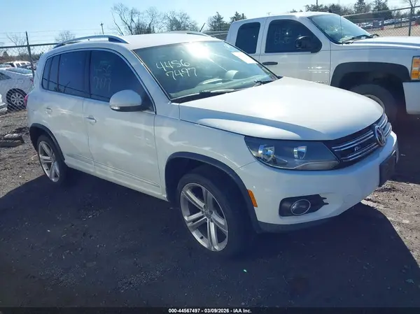 WVGBV7AX6GW608977 2016 VOLKSWAGEN TIGUAN - Image 1