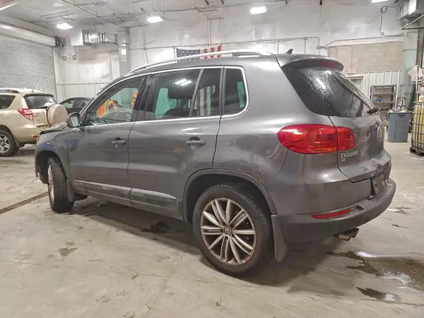 WVGBV7AX6GW609272 2016 VOLKSWAGEN TIGUAN - Image 2