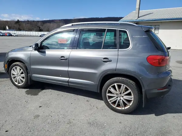 WVGBV7AX6GW616237 2016 VOLKSWAGEN TIGUAN - Image 2