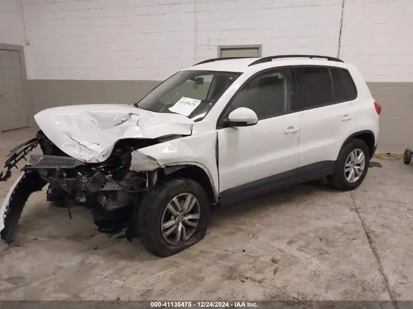 WVGBV7AX6HK012650 2017 VOLKSWAGEN TIGUAN - Image 2