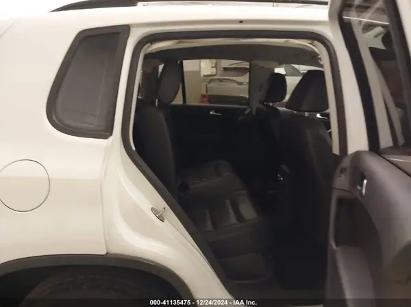 WVGBV7AX6HK012650 2017 VOLKSWAGEN TIGUAN - Image 8