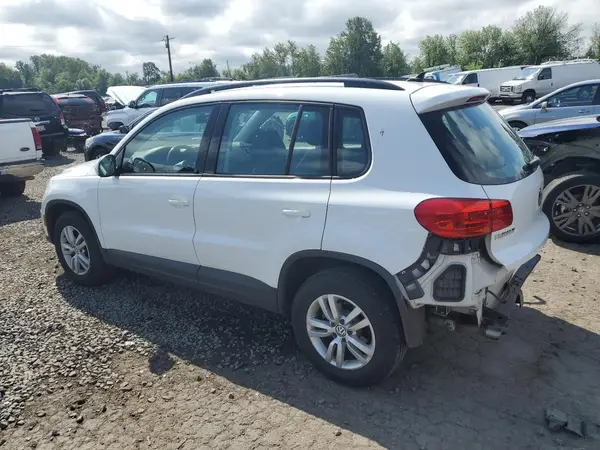 WVGBV7AX6HK019887 2017 VOLKSWAGEN TIGUAN - Image 2