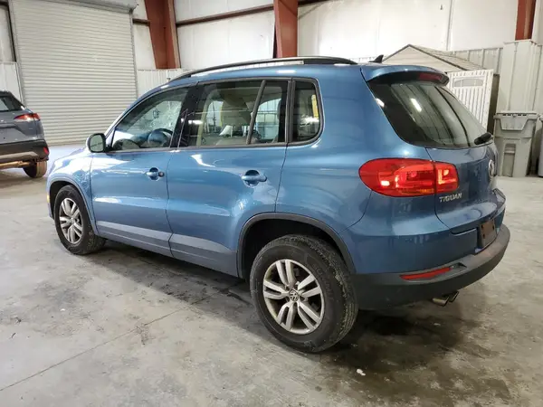 WVGBV7AX6HK021235 2017 VOLKSWAGEN TIGUAN - Image 2