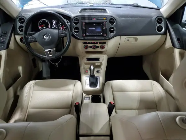 WVGBV7AX6HK021235 2017 VOLKSWAGEN TIGUAN - Image 8
