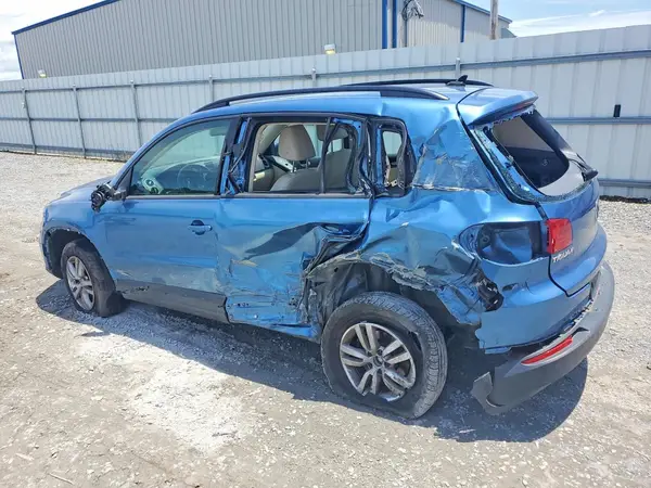 WVGBV7AX6HK027360 2017 VOLKSWAGEN TIGUAN - Image 2