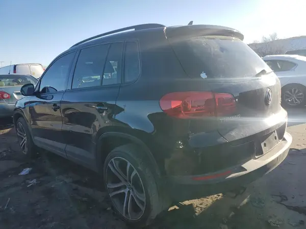 WVGBV7AX6HK043008 2017 VOLKSWAGEN TIGUAN - Image 2