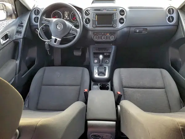 WVGBV7AX6HK043655 2017 VOLKSWAGEN TIGUAN - Image 8