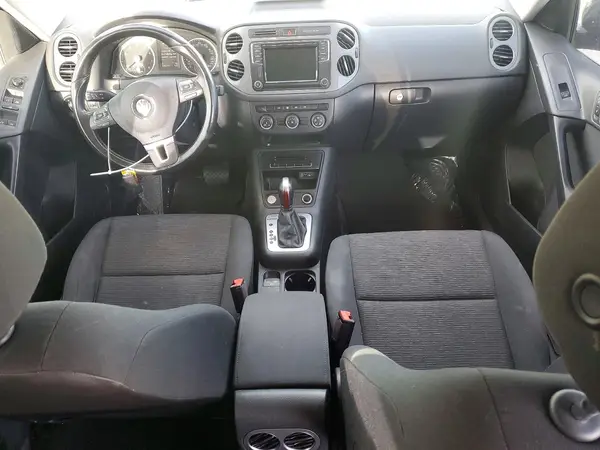 WVGBV7AX6HK045888 2017 VOLKSWAGEN TIGUAN - Image 8