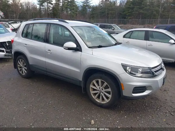 WVGBV7AX6HK047771 2017 VOLKSWAGEN TIGUAN - Image 1