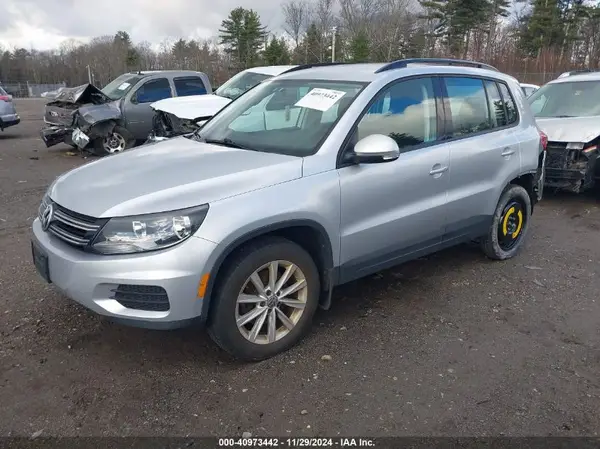 WVGBV7AX6HK047771 2017 VOLKSWAGEN TIGUAN - Image 2