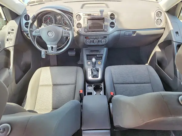 WVGBV7AX6HK052257 2017 VOLKSWAGEN TIGUAN - Image 8