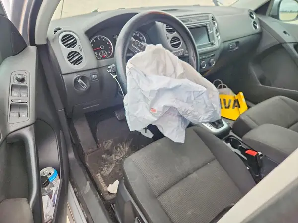 WVGBV7AX6HK052677 2017 VOLKSWAGEN TIGUAN - Image 8