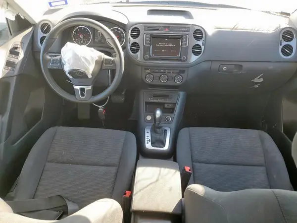 WVGBV7AX6HK054039 2017 VOLKSWAGEN TIGUAN - Image 8