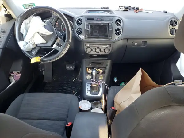 WVGBV7AX6JK003405 2018 VOLKSWAGEN TIGUAN - Image 8