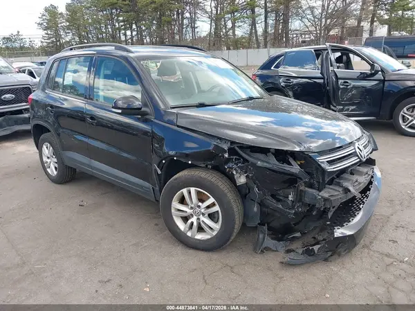 WVGBV7AX7GW013605 2016 VOLKSWAGEN TIGUAN - Image 1