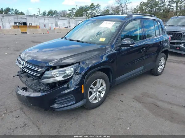 WVGBV7AX7GW013605 2016 VOLKSWAGEN TIGUAN - Image 2