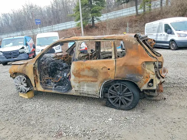 WVGBV7AX7GW018092 2016 VOLKSWAGEN TIGUAN - Image 2