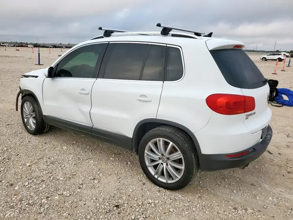 WVGBV7AX7GW029965 2016 VOLKSWAGEN TIGUAN - Image 2