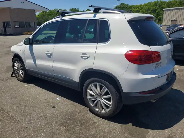 WVGBV7AX7GW507883 2016 VOLKSWAGEN TIGUAN - Image 2