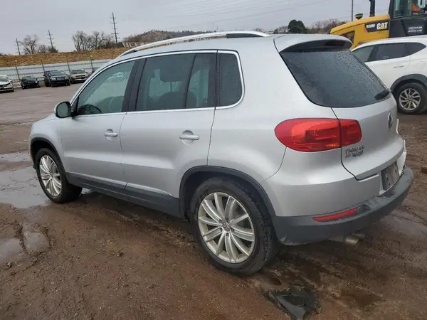 WVGBV7AX7GW510668 2016 VOLKSWAGEN TIGUAN - Image 2