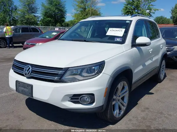 WVGBV7AX7GW514400 2016 VOLKSWAGEN TIGUAN - Image 2