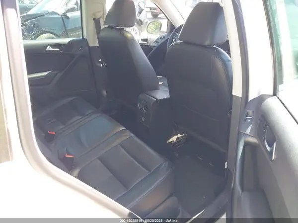 WVGBV7AX7GW514400 2016 VOLKSWAGEN TIGUAN - Image 8