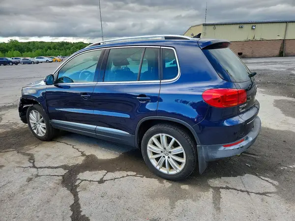 WVGBV7AX7GW521847 2016 VOLKSWAGEN TIGUAN - Image 2