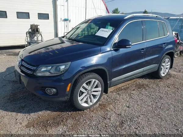 WVGBV7AX7GW523758 2016 VOLKSWAGEN TIGUAN - Image 2