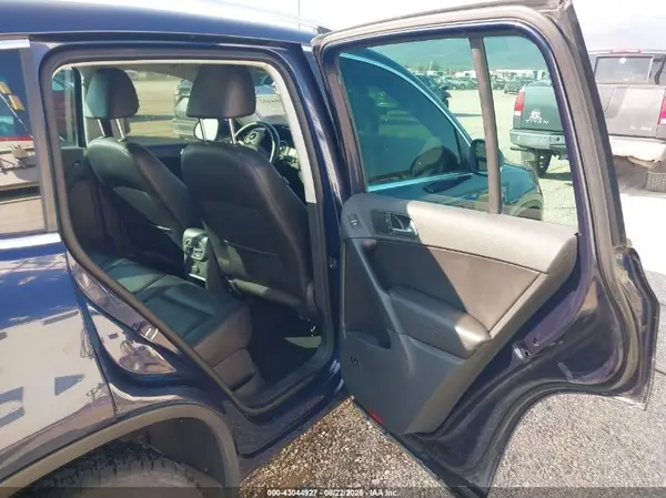 WVGBV7AX7GW523758 2016 VOLKSWAGEN TIGUAN - Image 8