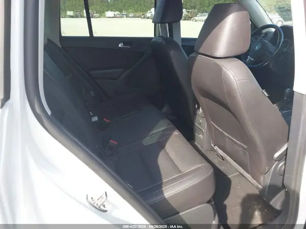 WVGBV7AX7GW543797 2016 VOLKSWAGEN TIGUAN - Image 8