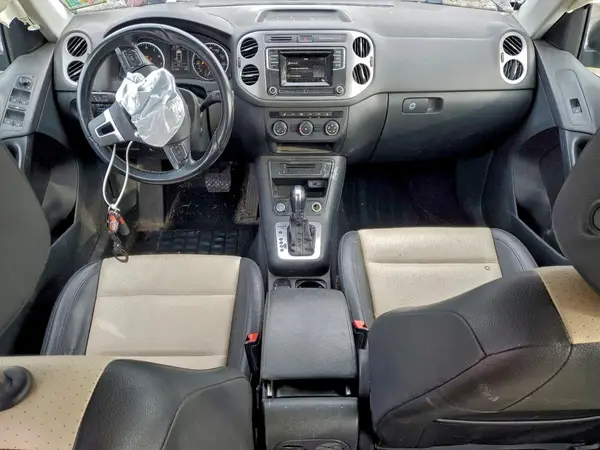 WVGBV7AX7GW580008 2016 VOLKSWAGEN TIGUAN - Image 8