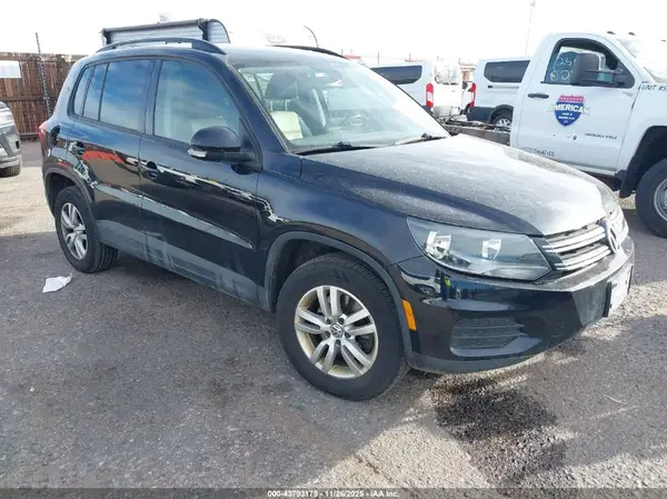WVGBV7AX7GW582700 2016 VOLKSWAGEN TIGUAN - Image 1