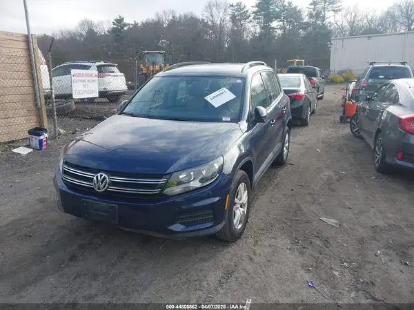 WVGBV7AX7GW594216 2016 VOLKSWAGEN TIGUAN - Image 2