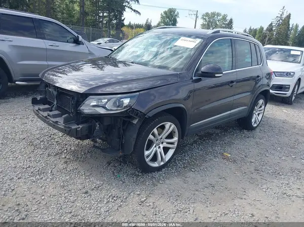 WVGBV7AX7GW608812 2016 VOLKSWAGEN TIGUAN - Image 2