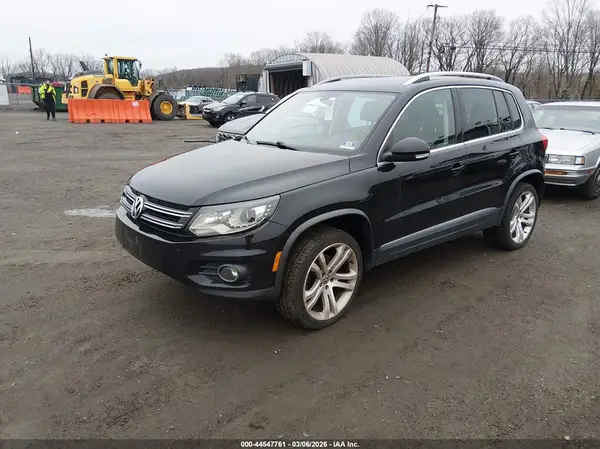 WVGBV7AX7GW613038 2016 VOLKSWAGEN TIGUAN - Image 2