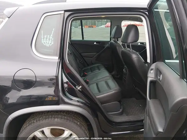 WVGBV7AX7GW613038 2016 VOLKSWAGEN TIGUAN - Image 8