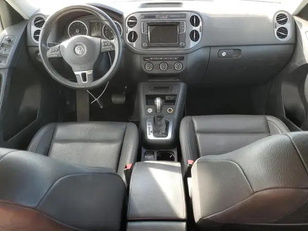 WVGBV7AX7HK000605 2017 VOLKSWAGEN TIGUAN - Image 8