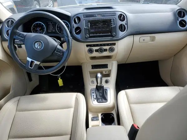 WVGBV7AX7HK000992 2017 VOLKSWAGEN TIGUAN - Image 8