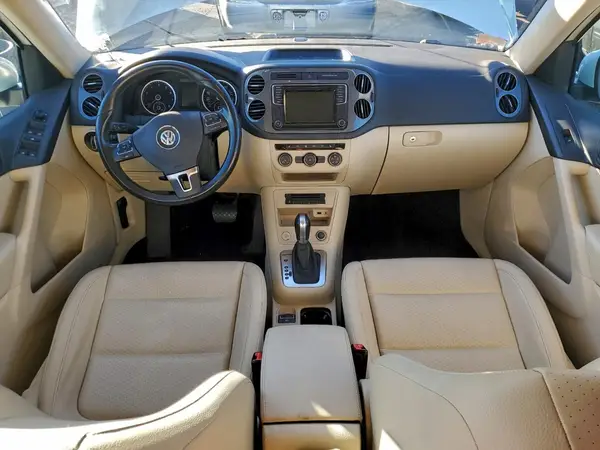 WVGBV7AX7HK005948 2017 VOLKSWAGEN TIGUAN - Image 8