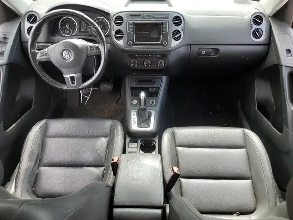 WVGBV7AX7HK008087 2017 VOLKSWAGEN TIGUAN - Image 8