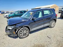 WVGBV7AX7HK045477 2017 VOLKSWAGEN TIGUAN