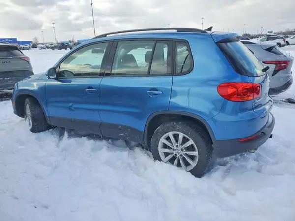 WVGBV7AX7HK047262 2017 VOLKSWAGEN TIGUAN - Image 2