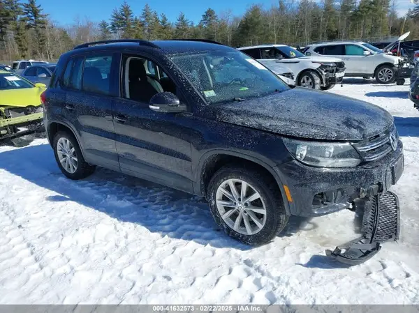 WVGBV7AX7HK049500 2017 VOLKSWAGEN TIGUAN - Image 1