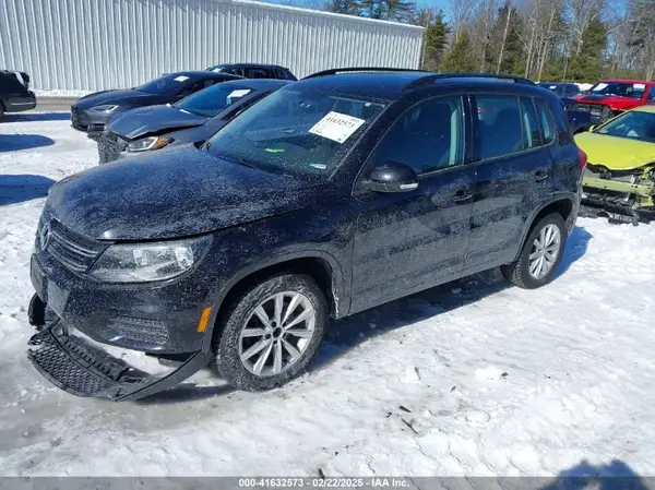 WVGBV7AX7HK049500 2017 VOLKSWAGEN TIGUAN - Image 2