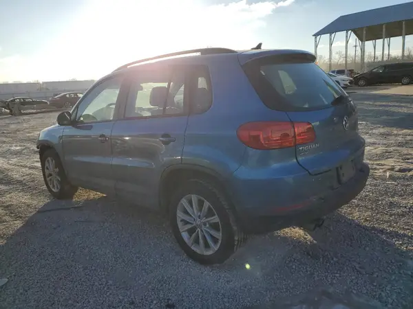 WVGBV7AX7HK051036 2017 VOLKSWAGEN TIGUAN - Image 2
