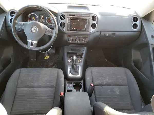 WVGBV7AX7HK051036 2017 VOLKSWAGEN TIGUAN - Image 8