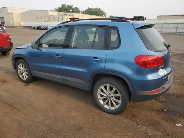 WVGBV7AX7HK052964 2017 VOLKSWAGEN TIGUAN - Image 2