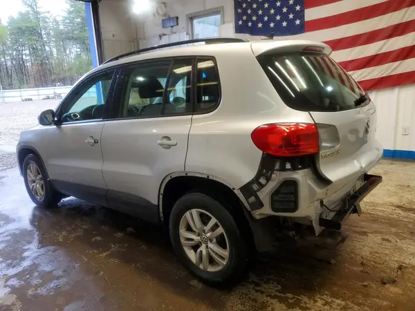 WVGBV7AX7HW502023 2017 VOLKSWAGEN TIGUAN - Image 2